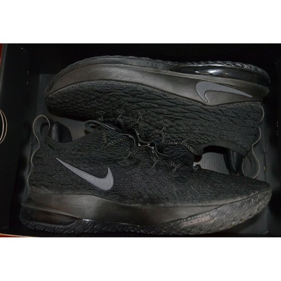 Nike Air Zoom Lebron 15 \